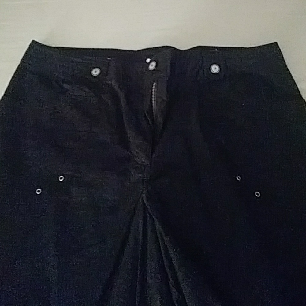 black capri - Picture 2 of 4